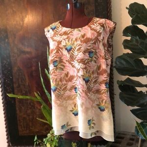 CaBi Cap Sleeve Printed Blouse